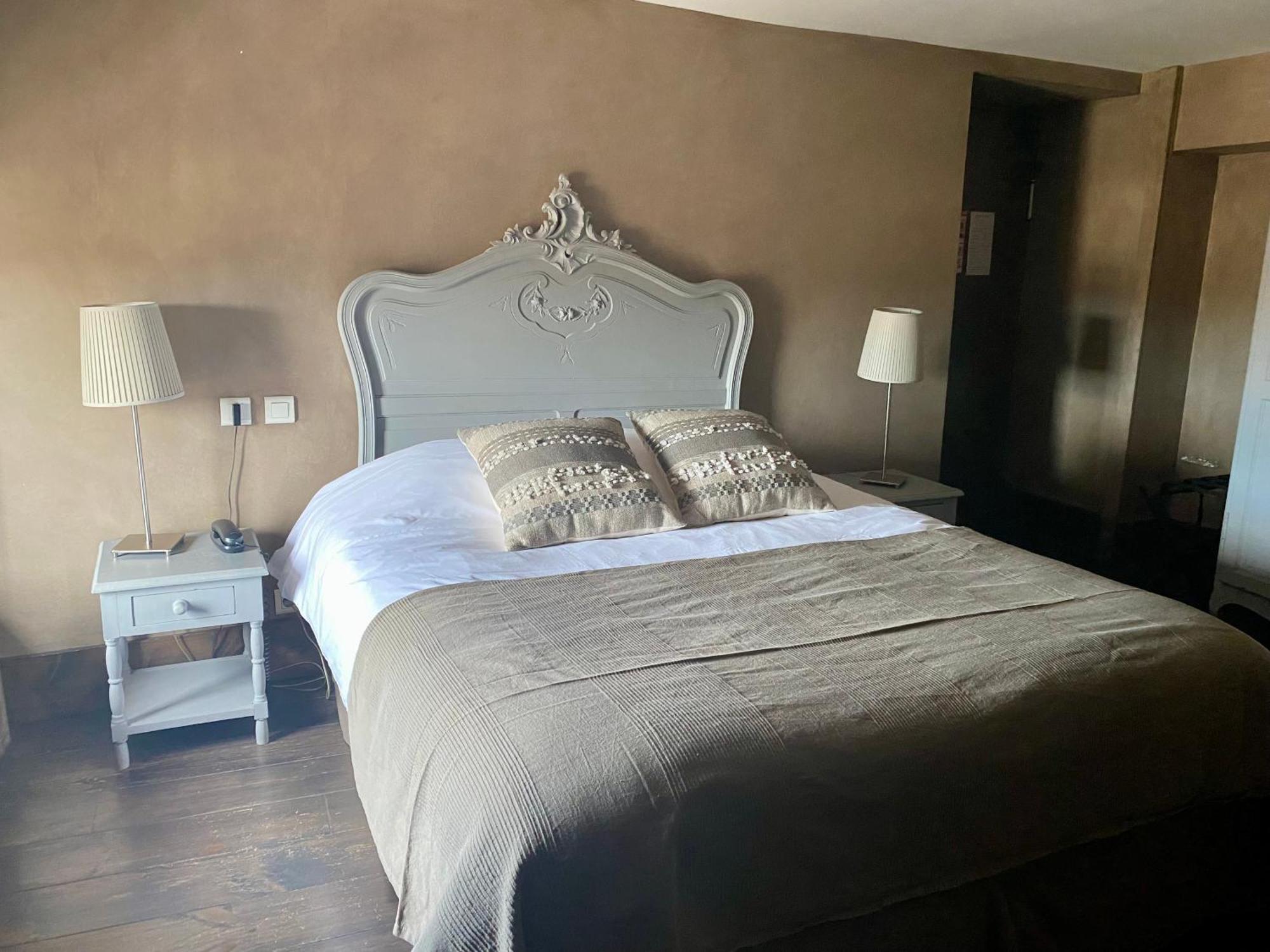 Hotel De La Tour Châtillon-sur-Chalaronne Kültér fotó