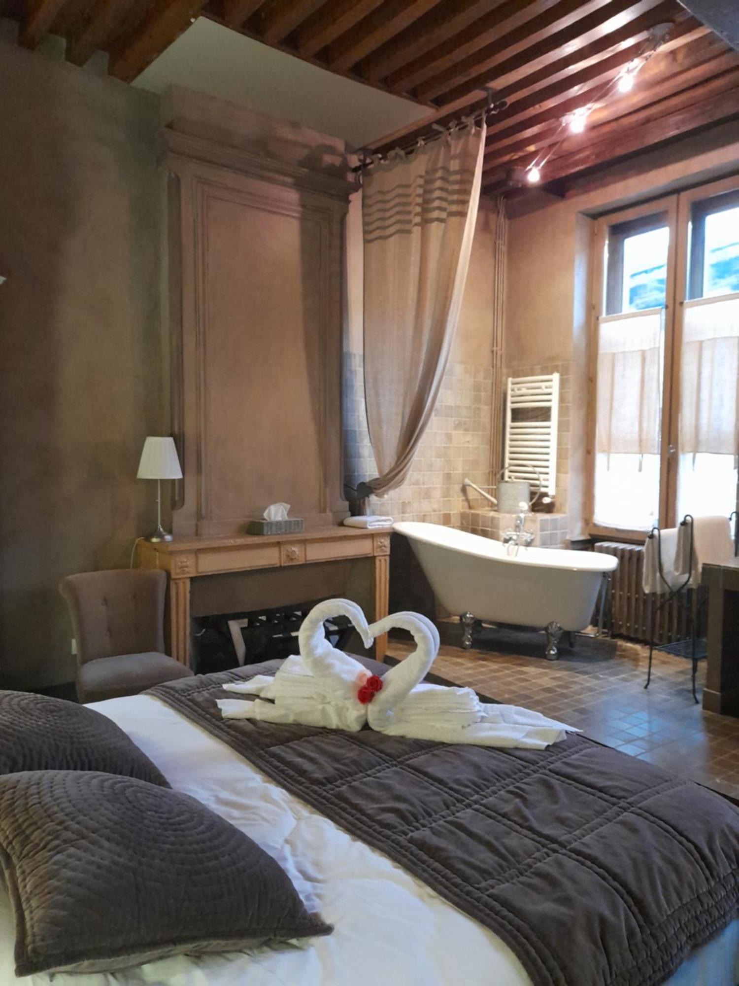 Hotel De La Tour Châtillon-sur-Chalaronne Kültér fotó